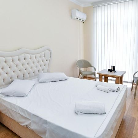 Just Inn Kutaisi Dış mekan fotoğraf