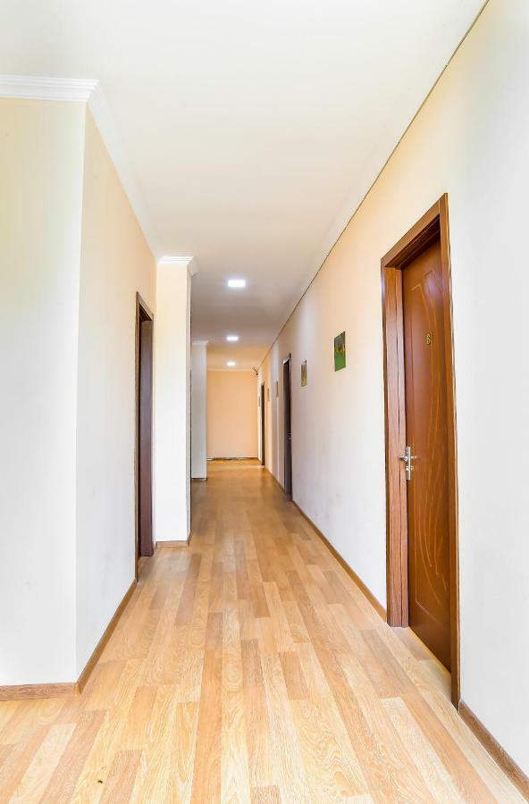 Just Inn Kutaisi Dış mekan fotoğraf